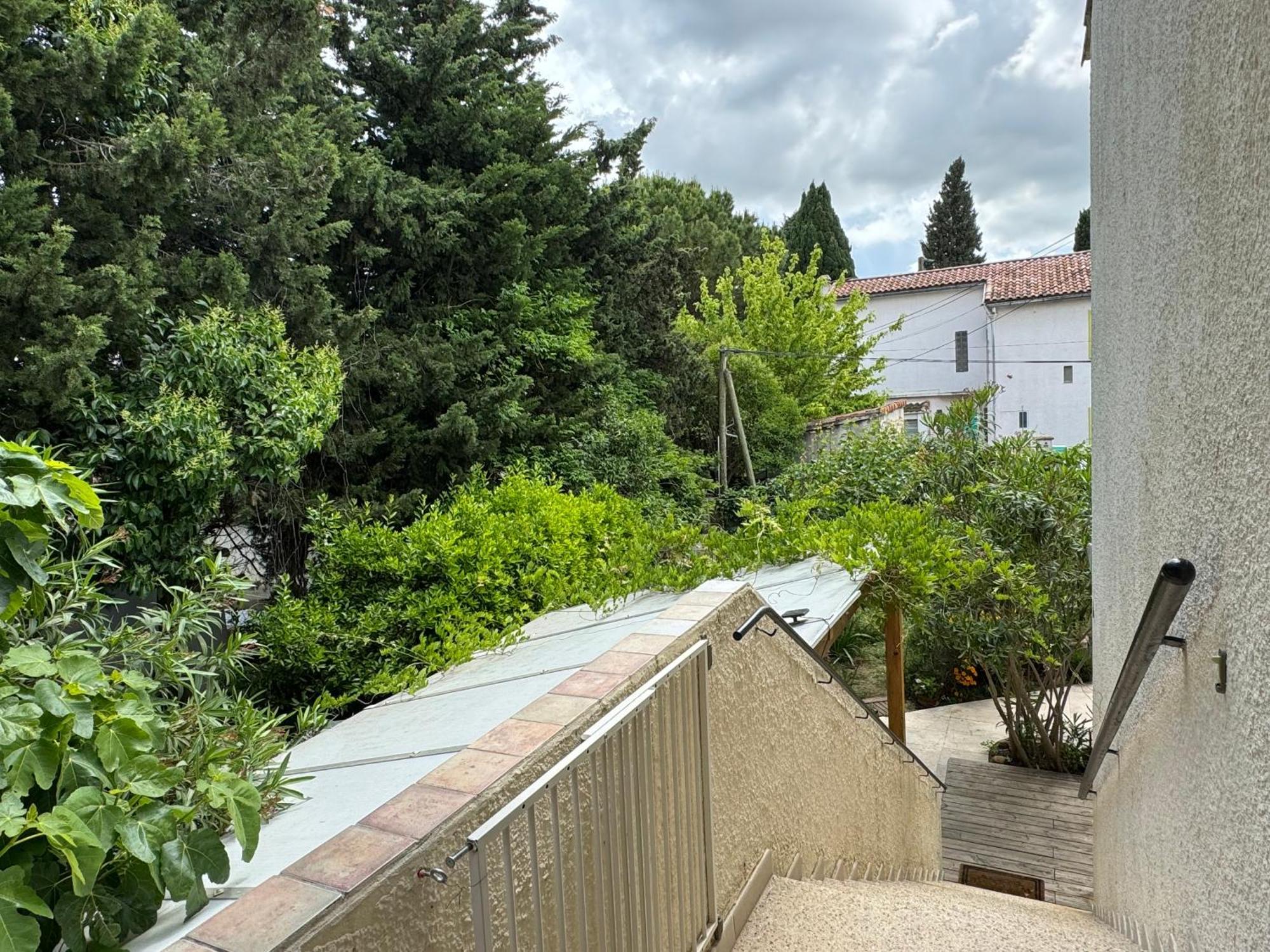 ארל En Ville Avec Un Air De Campagne מראה חיצוני תמונה